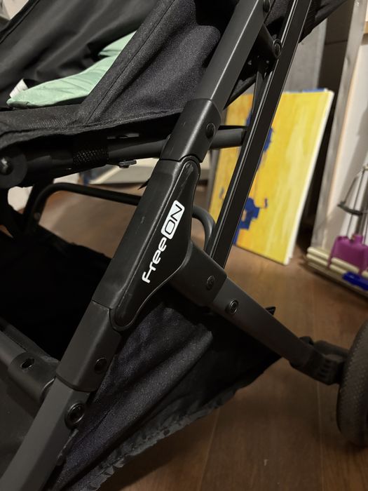 Прогулянковий візок