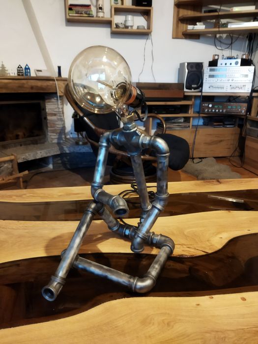 Lampka lampa ludzik