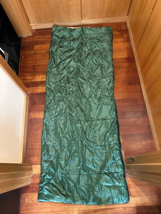 Kit campismo – tenda + saco cama + mochila verde