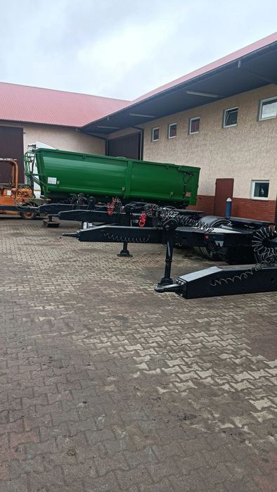 Fendt  Wózek DOLLY sprzęgający naczepę z ciągnikiem rolniczym