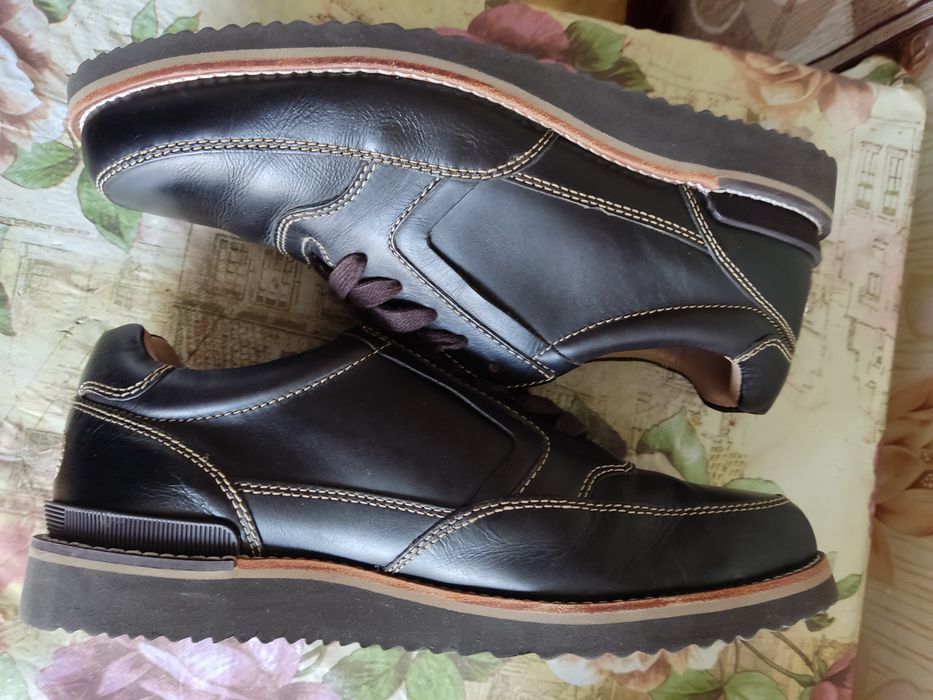 Мужские кожаные туфли.