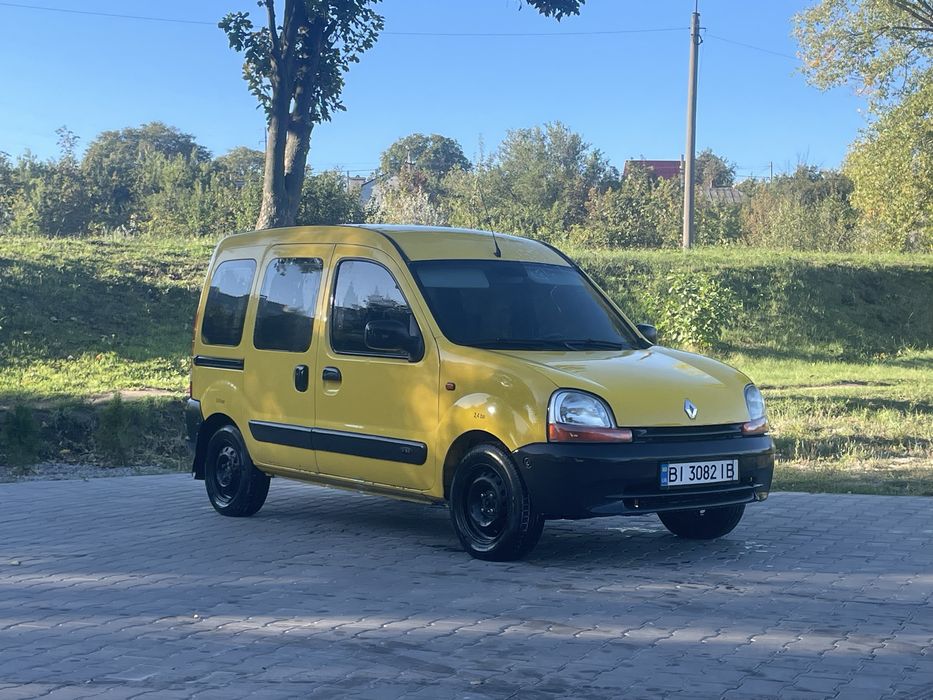 Заводський пасажир на дві бокові двері