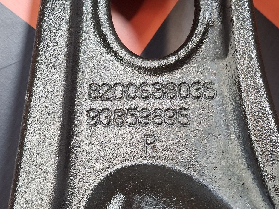 Braço de suspensão frente direito OPEL Vivaro B Furgão (X82)