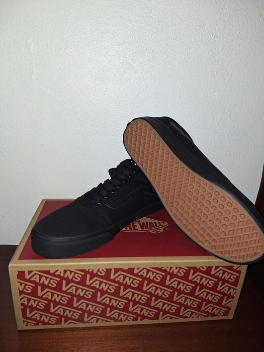 Sapatilhas Vans Ward 42