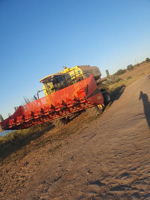 New holland tx-66