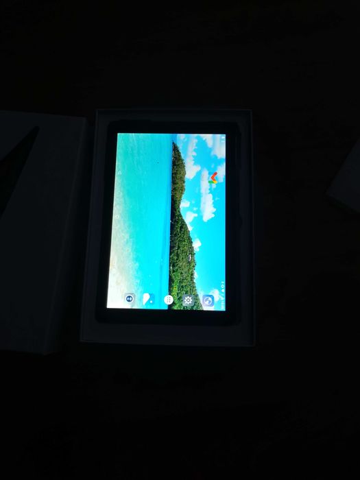 Tablet 11,6 cali, na gwarancji