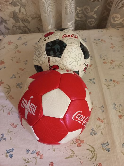 Мячи футбольные фирмы Coca-Cola