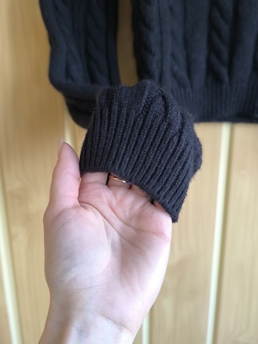 Светр вкорочений в'язаний Guess