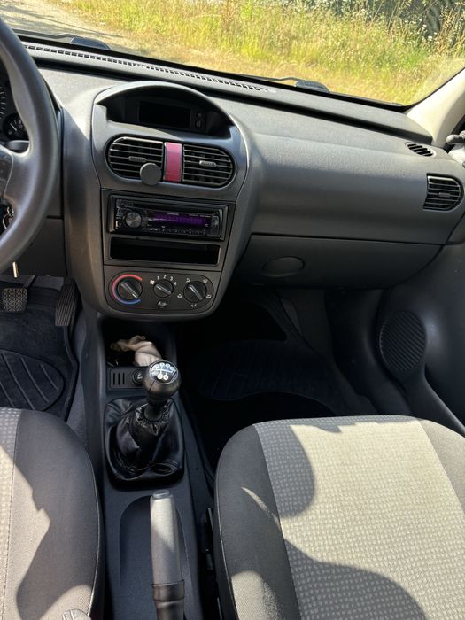 Opel corsa 1.3 cdti - comercial