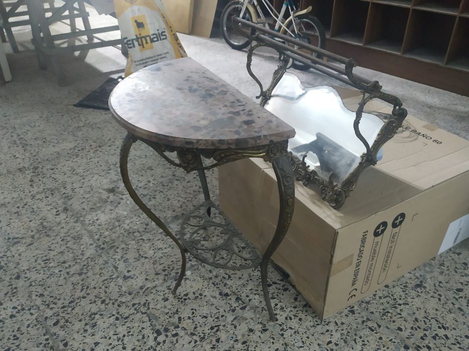 Credencia antiga - aparador entrada