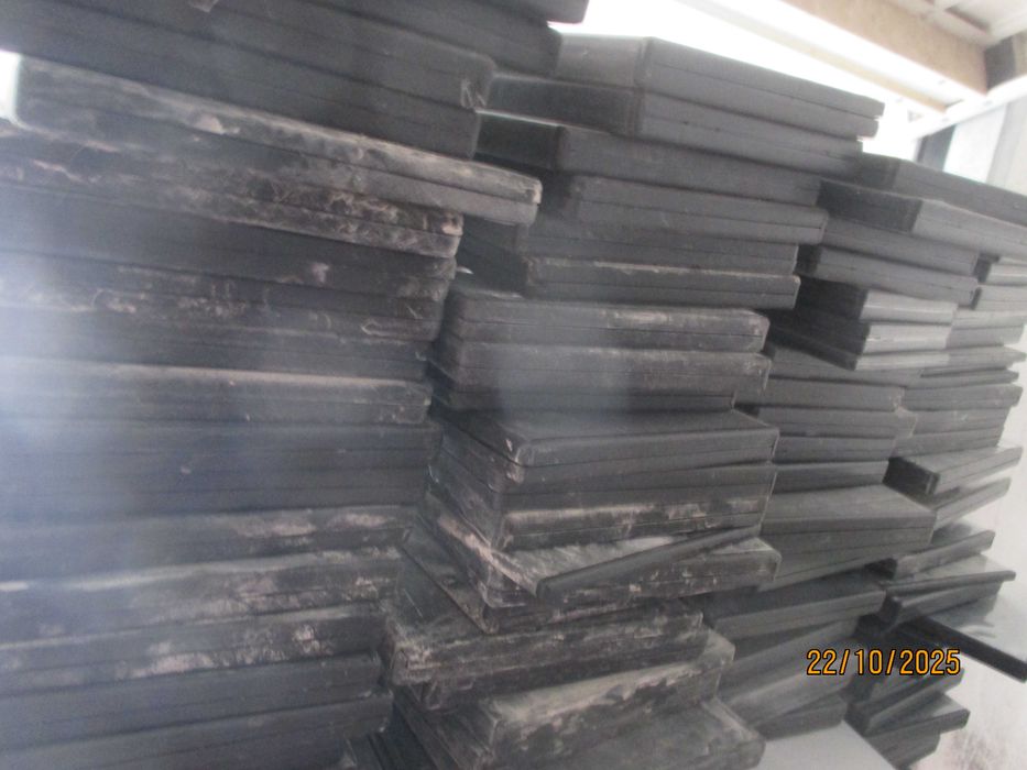 60 Caixas de plástico para dvd's