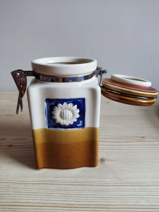 Pojemnik ceramiczny zamykany brązowo kremowy z PRL