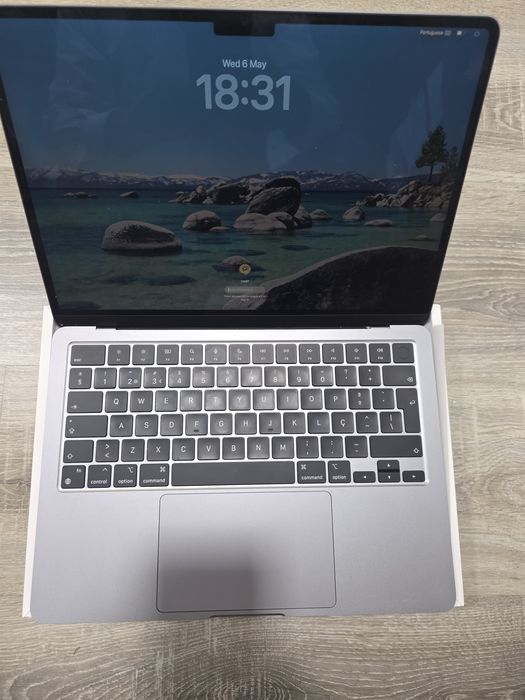 Macbook air m2 8gb / 256gb
