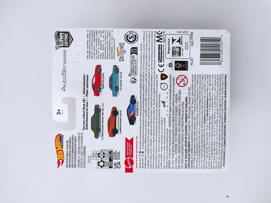 Hotwheels  Premium Auto Strasse Volvo.