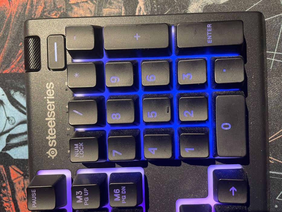 Teclado mecânico SteelSeries Apex 3