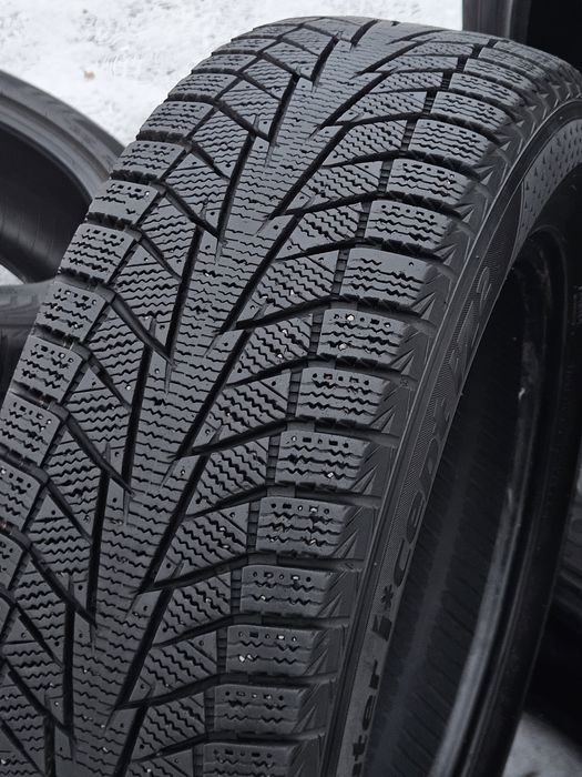 205.55.16 шини зимові Bridgestone резина 205.50.R16 Pirelli Nokian