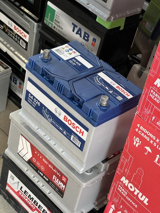 Аккумулятор б/у с гарантией BOSCH 70Ah 630A (En) R+ Asia ( Toyota, Nissan, Lexus, Hyndai, KIA, Infiniti … )