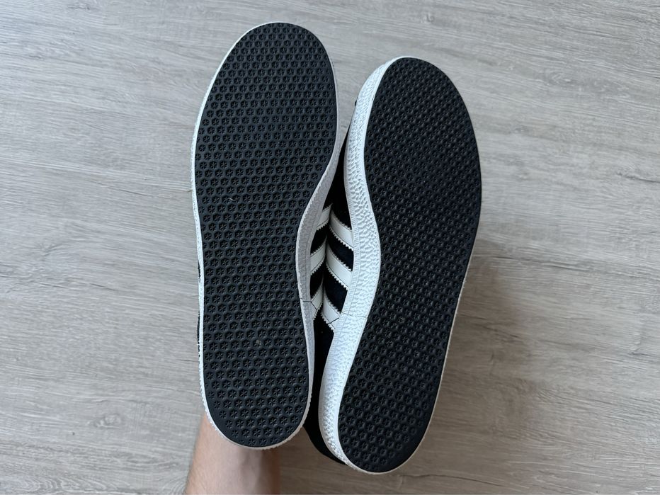 Чоловічі шкіряні кросівки adidas gazelle stan smith