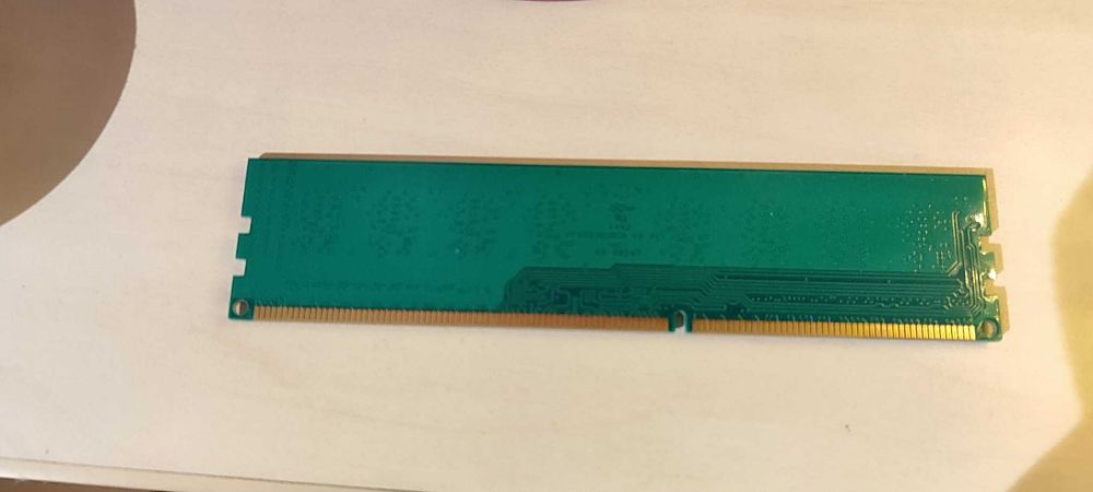 Pamięć 4GB DDR3 PC3-12800 1600MHz do PC