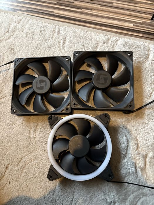 Obudowa pc wraz z zasilaczem i 3 wiatraczkami