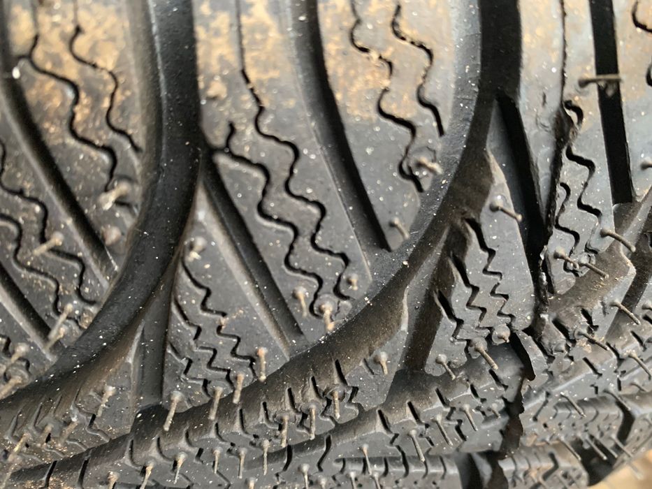 Шини автомобільні