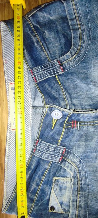 Spodenki jeansowe Cherokee  rozm M -L wymiary na fotkach