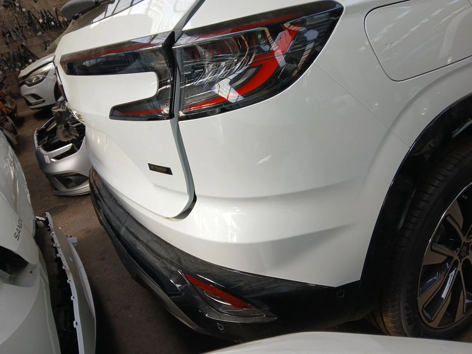 Pára-choques trás RENAULT Austral