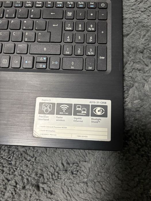 Portatil acer aspire 3