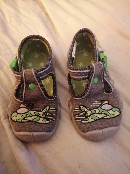 Buty kapcie Befado rozmiar 20