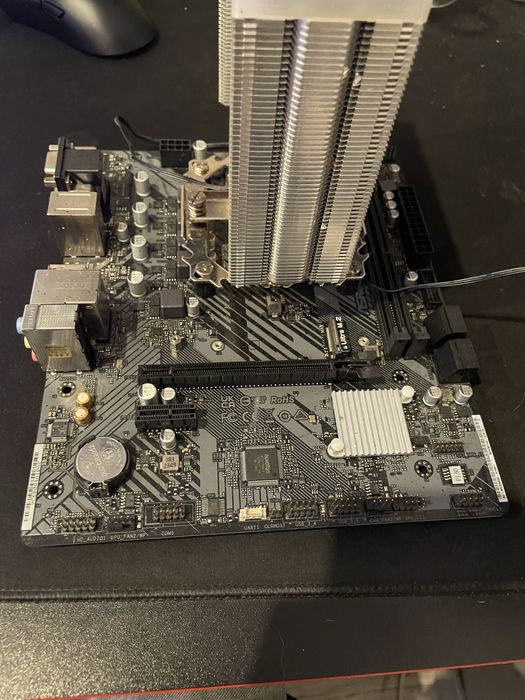 i5-11400F i ASRock H510M-HDV/M.2