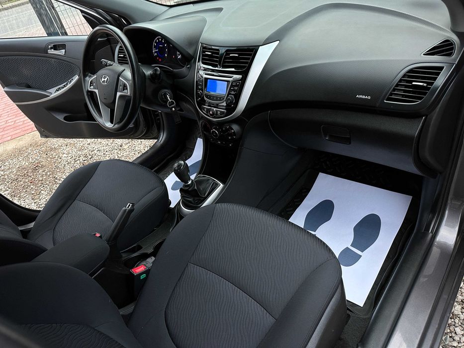 Авто в аренду. Аренда авто. Аренда для работы в такси.