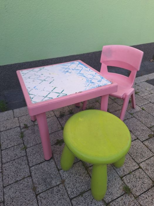 Zestaw stolik+ 2 krzesełka