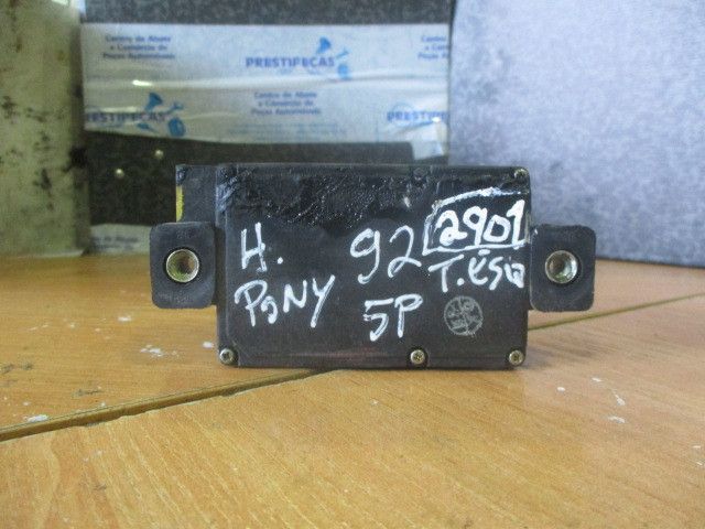 Fechadura / fecho porta trás esquerdo HYUNDAI Pony III (X2)
