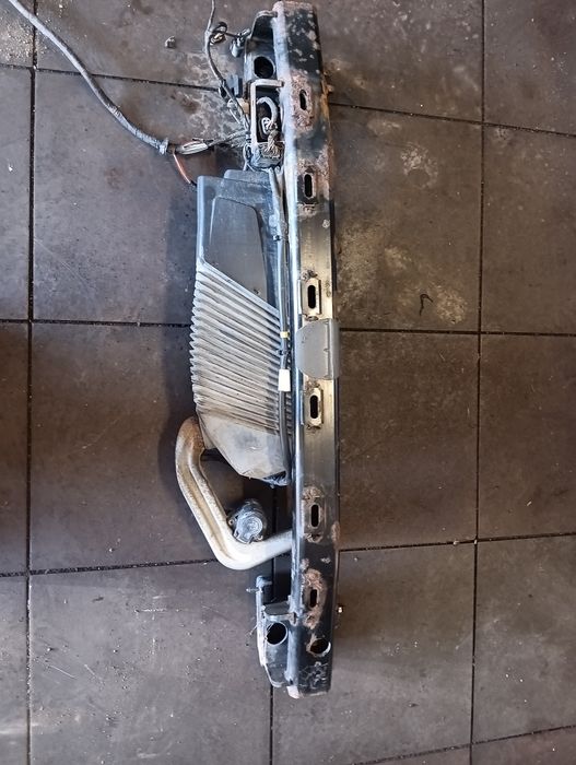 BMW F11 kombi hak holowniczy elektryczny Westfalia belka wiązka