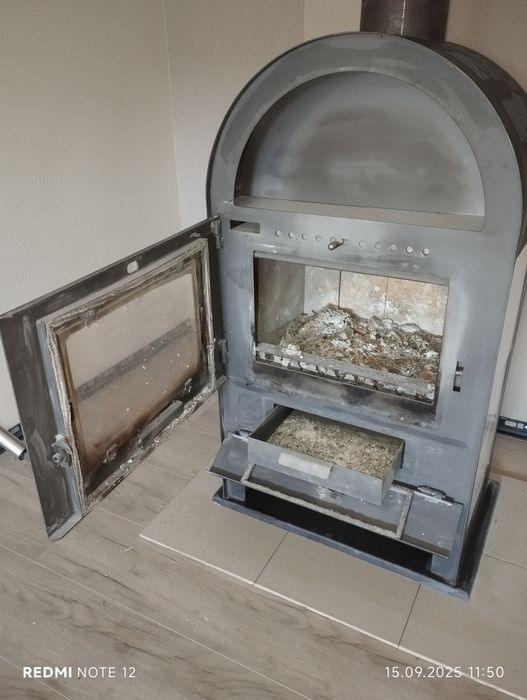 Камин фен на дровах