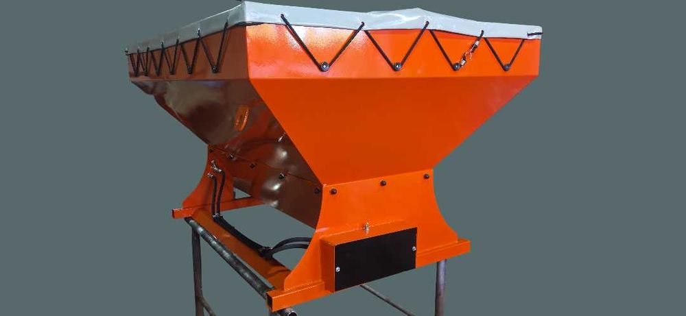 Piaskarka Posypywarka Solarka do piasku 1.5 m3 Nowa Producent TILMET