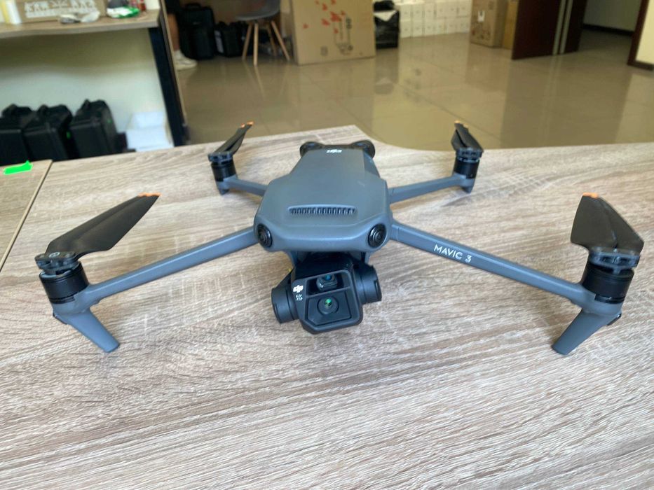 DJI Mavic 3 Б/У | З акаунтом | Прив'язаний до пульта | Обмеження для польотів зняті