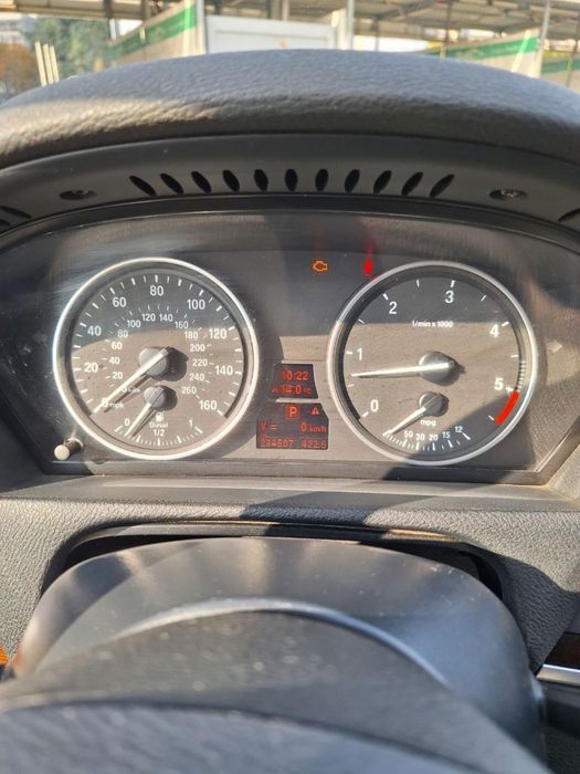 BMW x5 2012 рік.