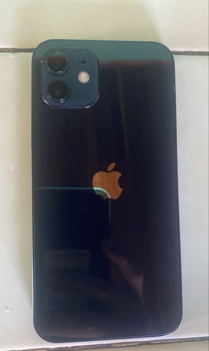 Iphone 12.  128Gb. Bateria 95%