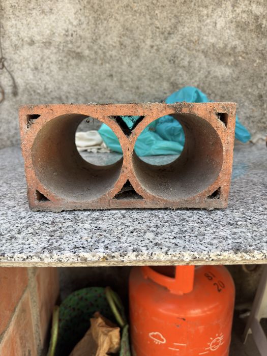 Garrafeira em barro