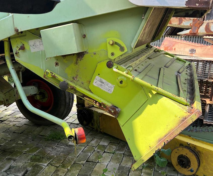 Sieczkarnia +napędy Claas Dominator 98,88 Mega 204 Tucano Commandor