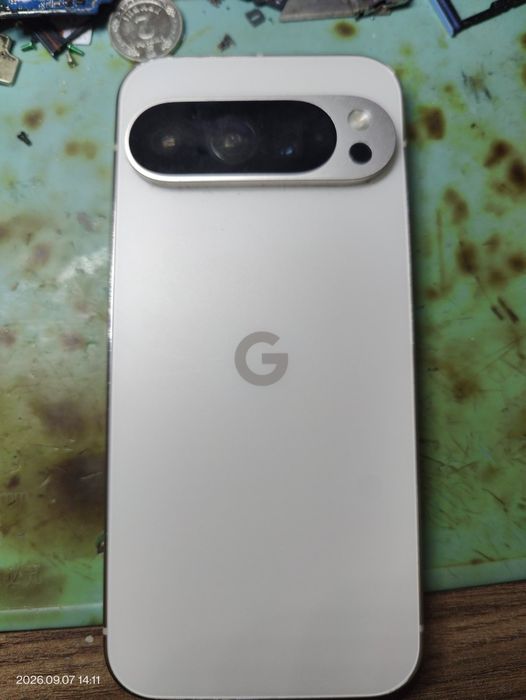 Мобільний телефон Google Pixel 9 Pro 16/256GB Hazel