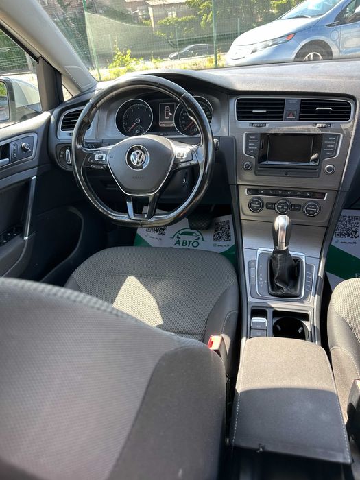 Продам Volkswagen Golf 2012 рік можлива розстрочка,кредит,обмін!
