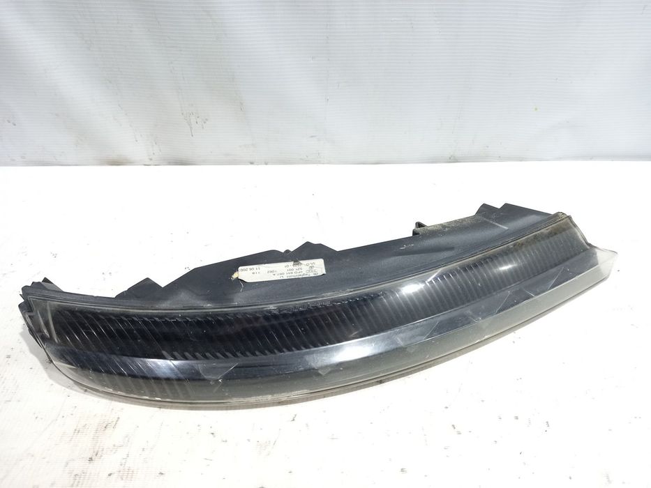 Фара противотуманная леваяДхо 4F0941067A для Audi S6 C6 2004-2011