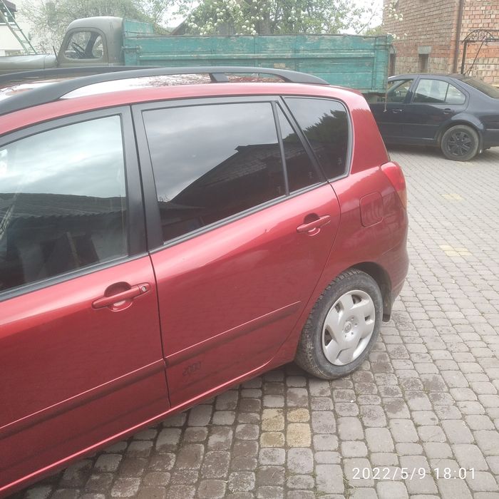 Тойота корола версо