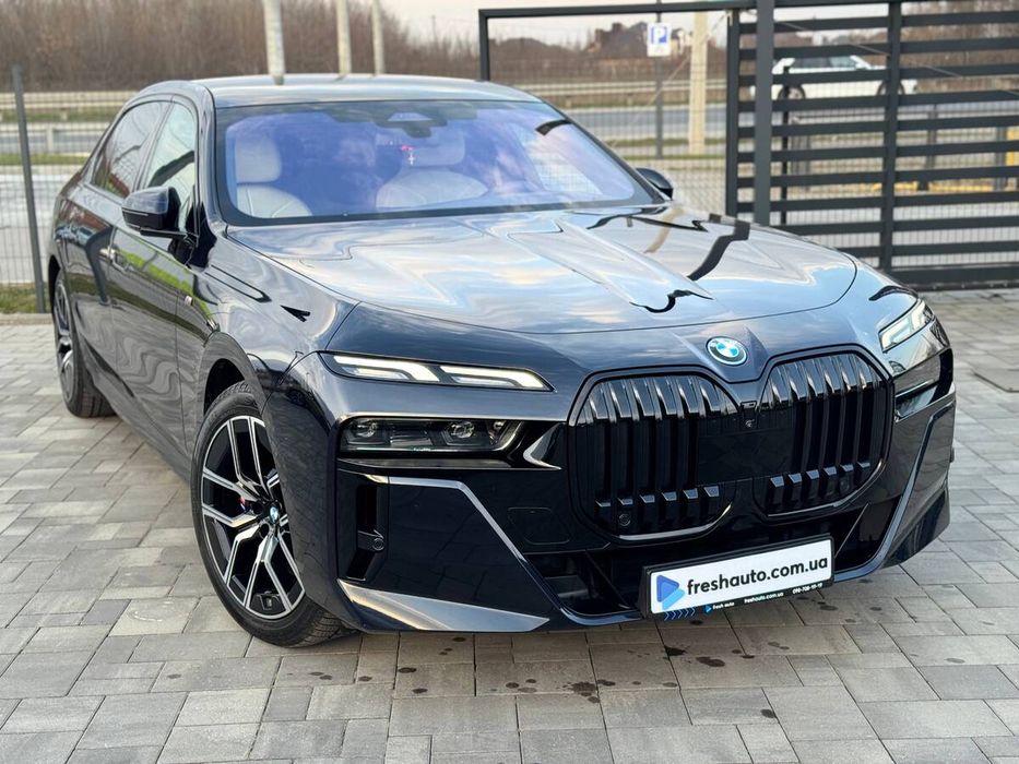 BMW i7 2023 freshauto