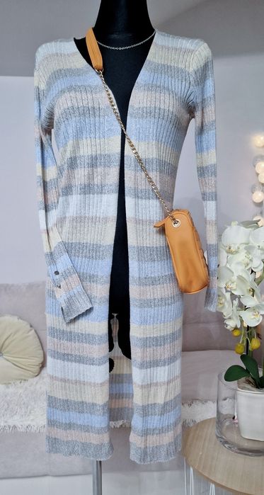 Kardiganek w paski" Atmosfere ".