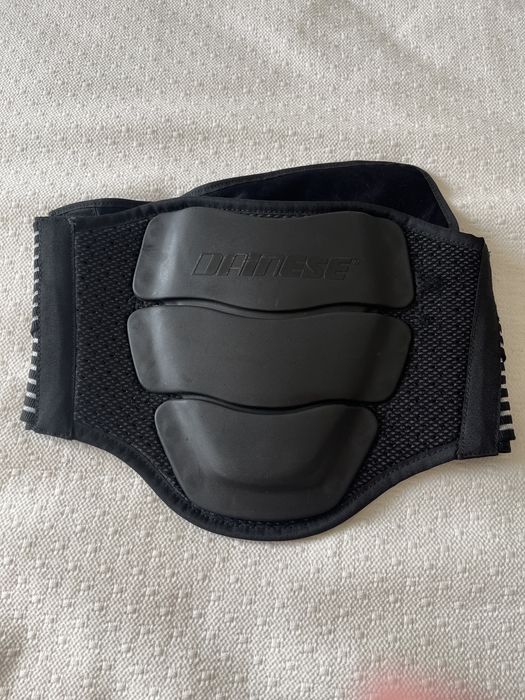 Cinta lombar Dainese para mulher (mota)