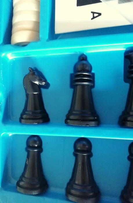 Xadrez e Damas antigo jogo da Plásticos Estrela Rio Tinto