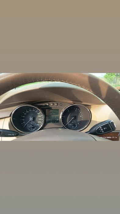 Mercedes Classe R 320